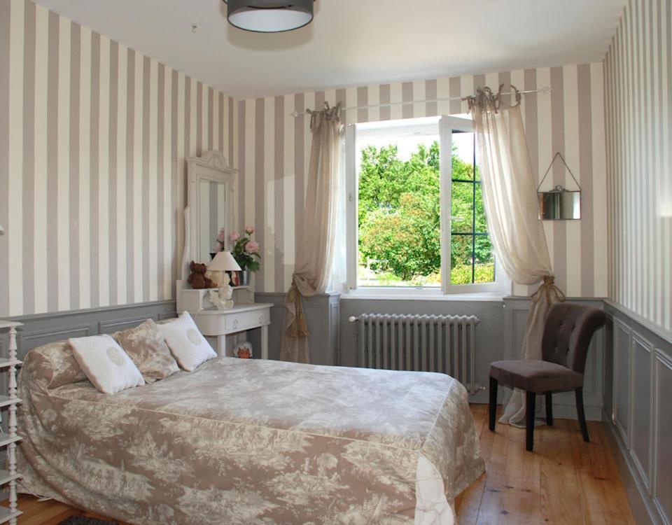 La Tonnelle Fleurie Chambres D'Hotes Sainte-Soulle Esterno foto